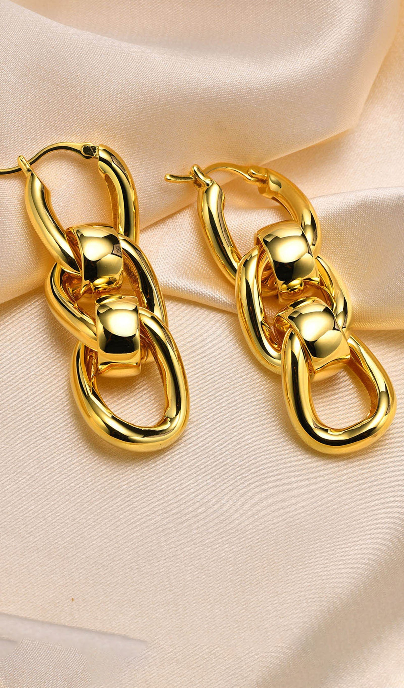 Noa - Metal Chain Earrings