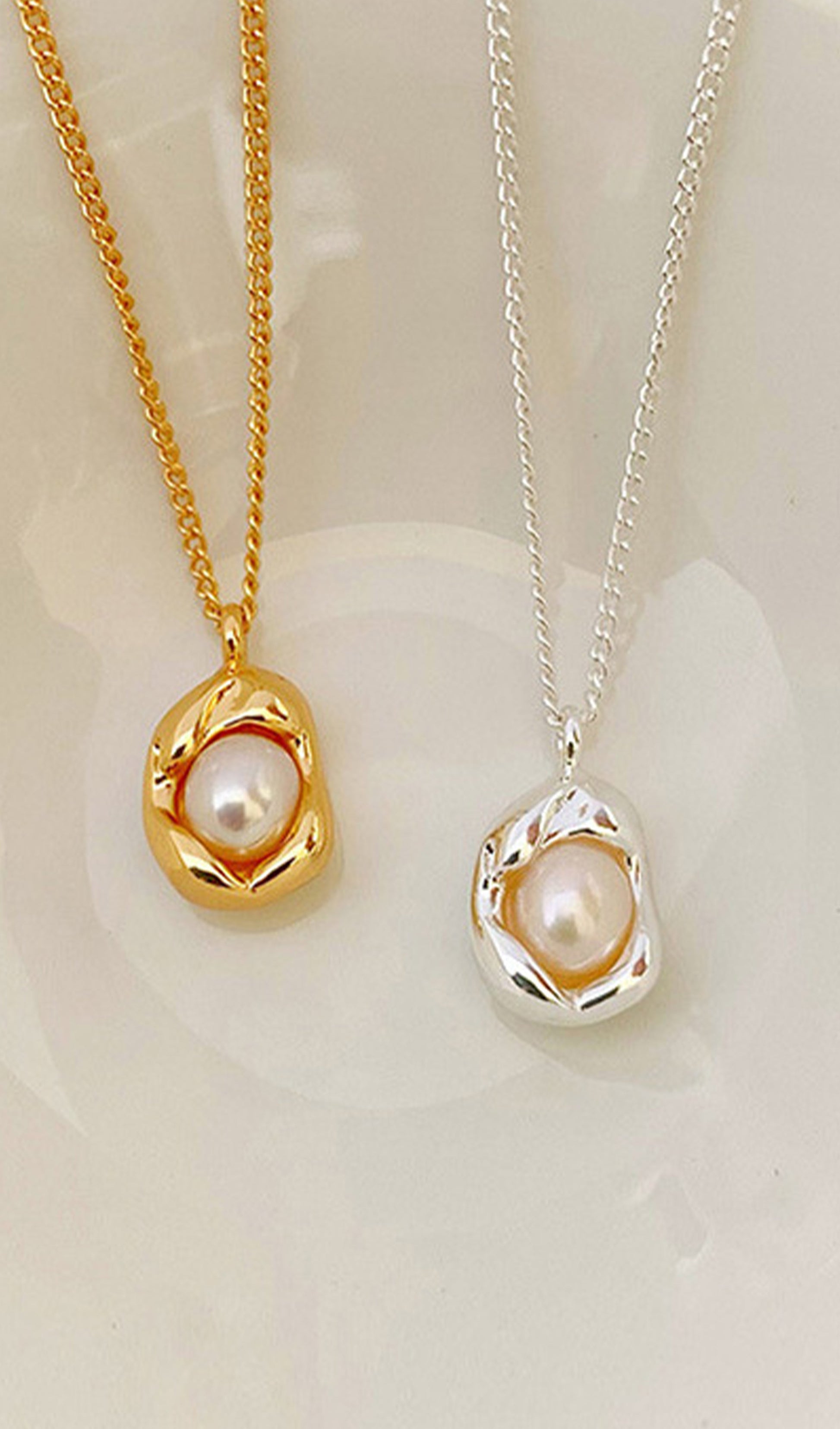 Mireille - Pendant Pearl Necklace