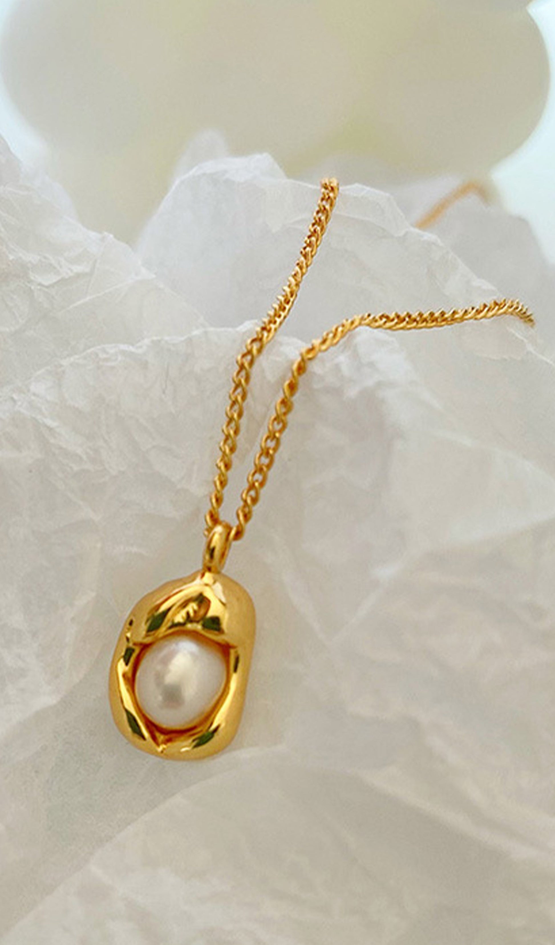 Mireille - Pendant Pearl Necklace
