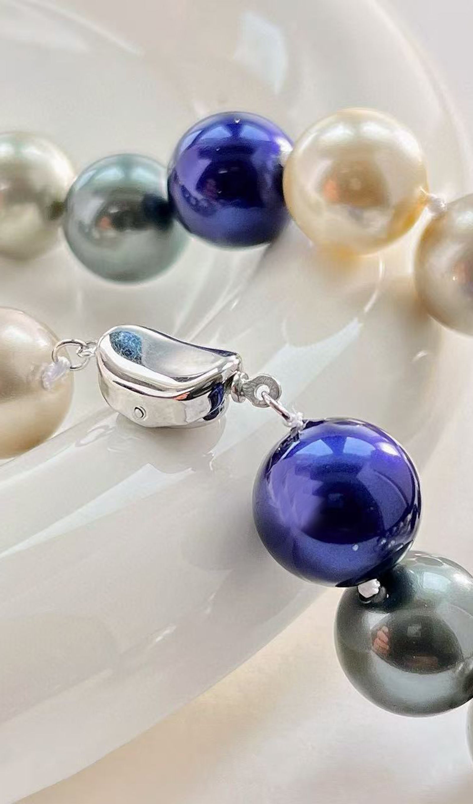 Léa - Pearl Clavicle Necklace