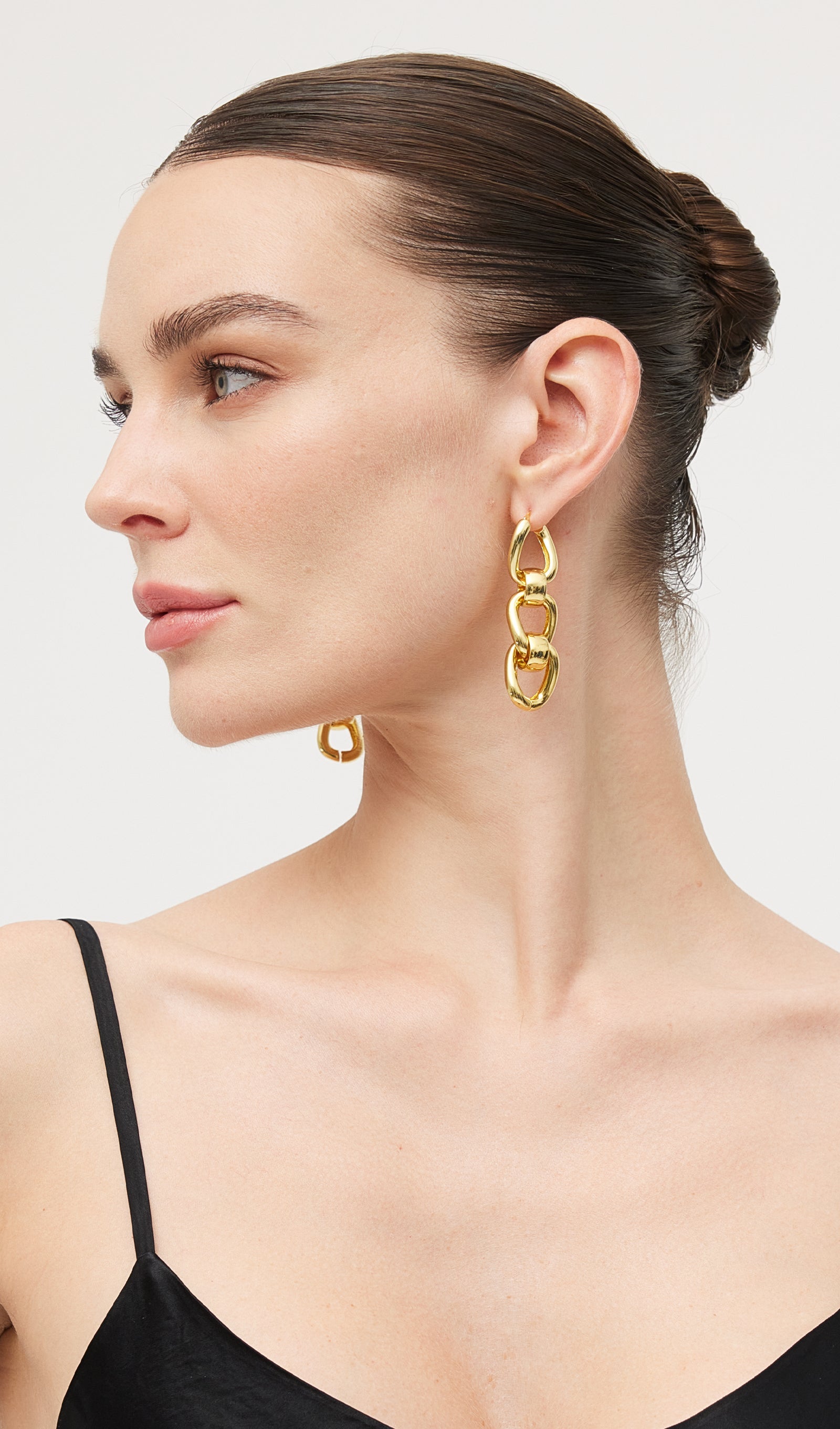 Noa - Metal Chain Earrings