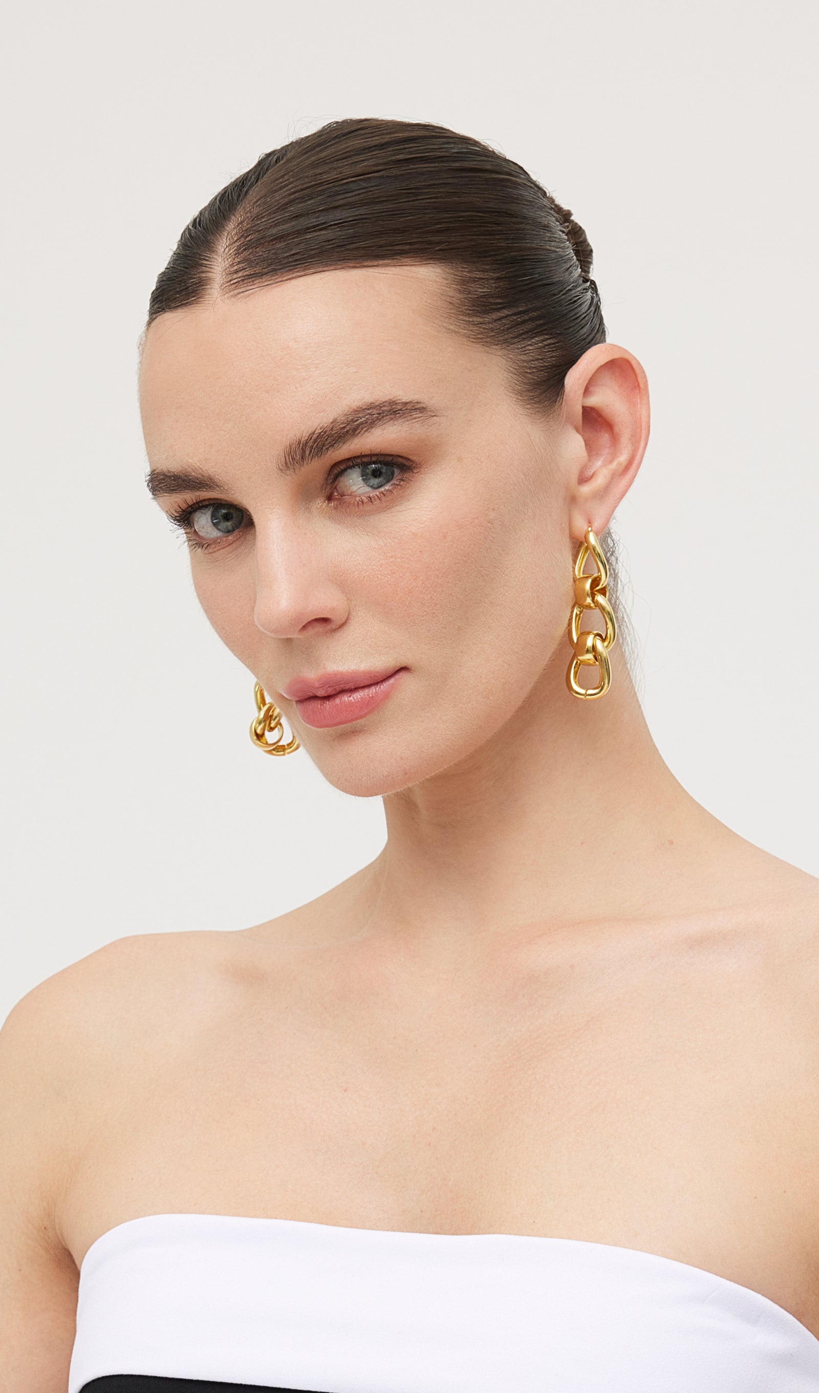 Noa - Metal Chain Earrings
