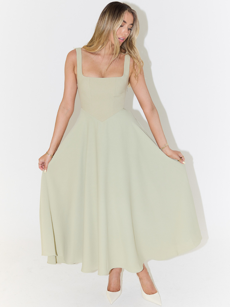 Clara - Luna Dress